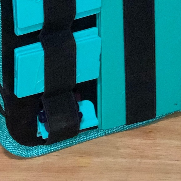 Kahootz Fashion Plates With Case 2014 - Picture 3 of 5